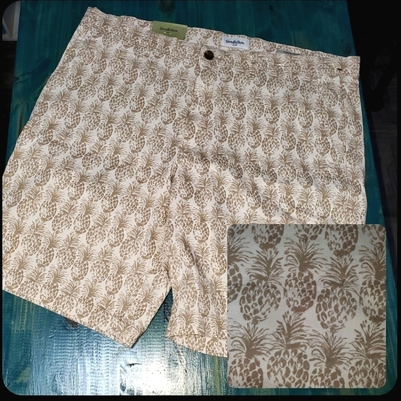 Pineapple pattern shorts - Picture 1 of 7